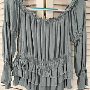 Off shoulder rouched ruffled shirt